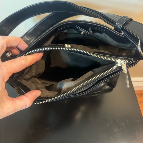 Black Matt & Nat purse. - Picture 6 of 9